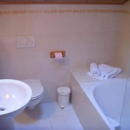 Chalet Carclion Hotel *